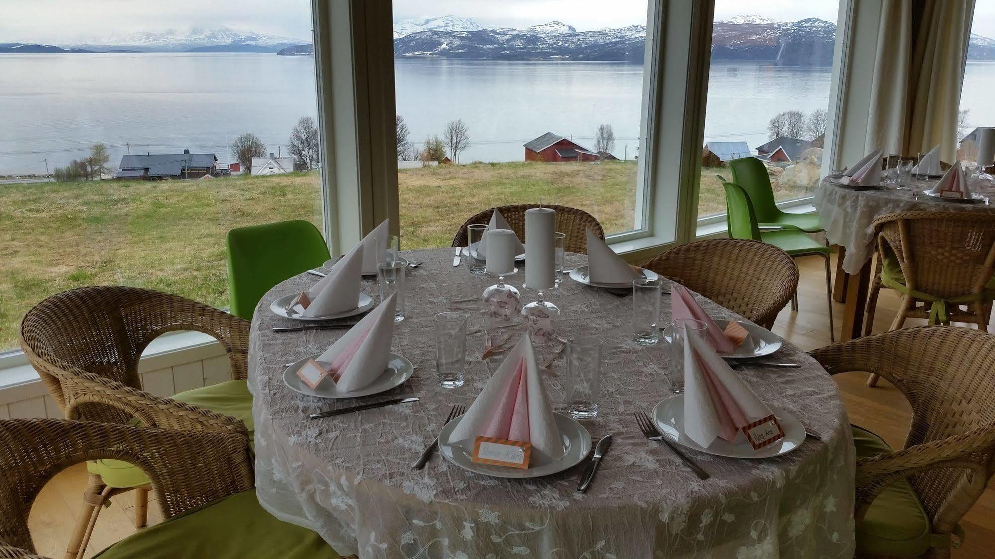 Yggdrasil Farmhotel Retreat, Spa & Yoga Straumsbukta Exteriér fotografie